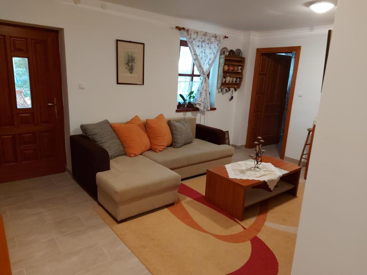 Nyugalom szigete 2 fős apartman 1 hálótérrel Apartamento Vertessomlo Exterior foto